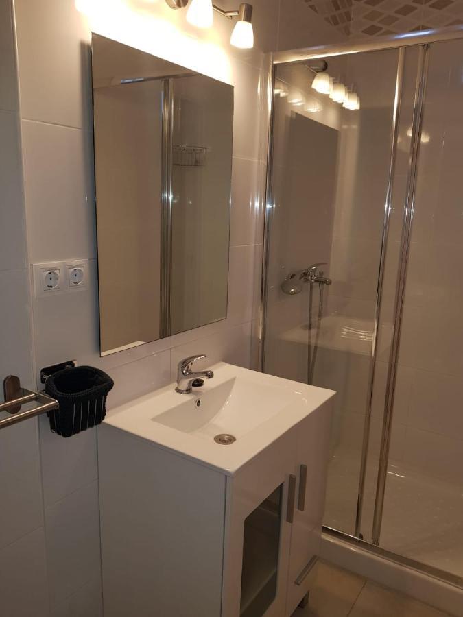 Wish Suite Dolores Leon De Triana Seville Exterior photo