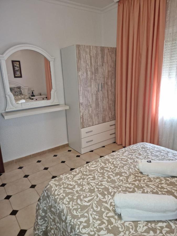 Wish Suite Dolores Leon De Triana Seville Exterior photo